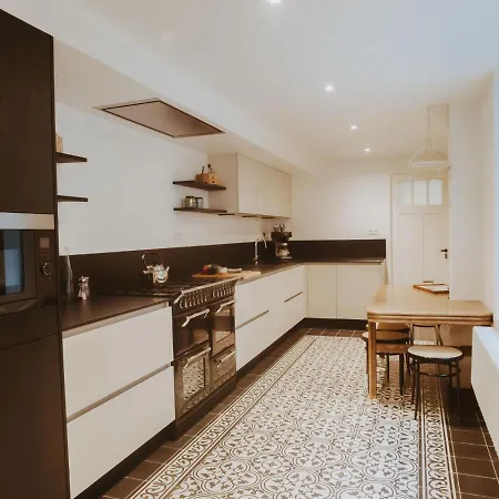 Tatil Evi Historical And Spacious Anais By Interhome *