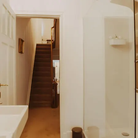 Tatil Evi Historical And Spacious Anais By Interhome *